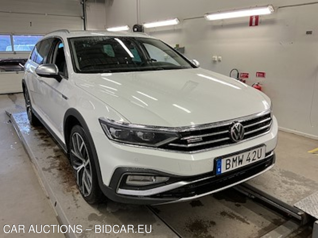 Volkswagen Passat Alltrack 2.0 TDI 4Motion 200HK Executive Drag Paket Cockpit Varmare Navi
