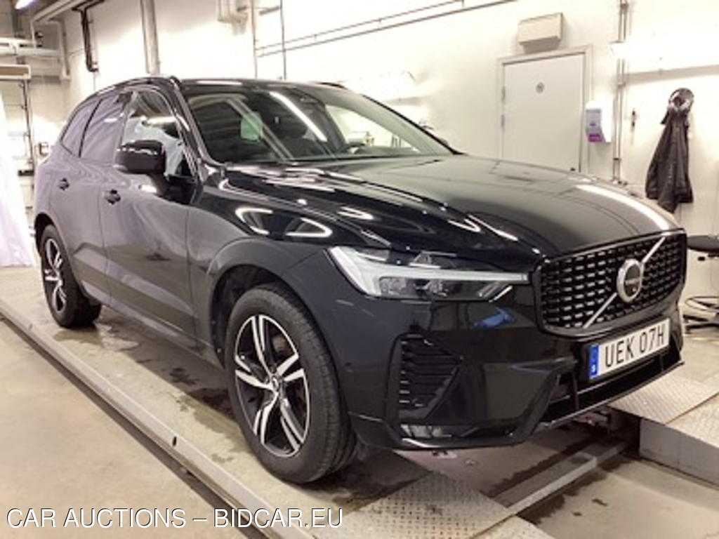Volvo XC60 B5 AWD R-Design Ljus H/K Google Kamera Drag
