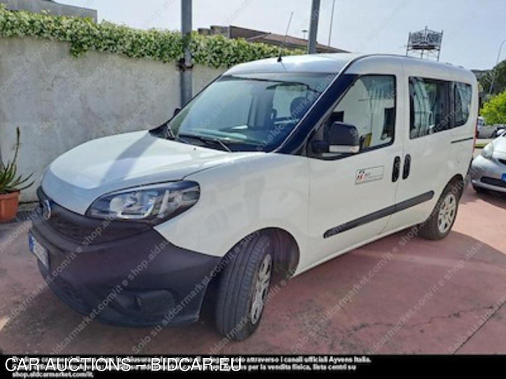 Fiat doblo cargo combi 1.3 mijet -
