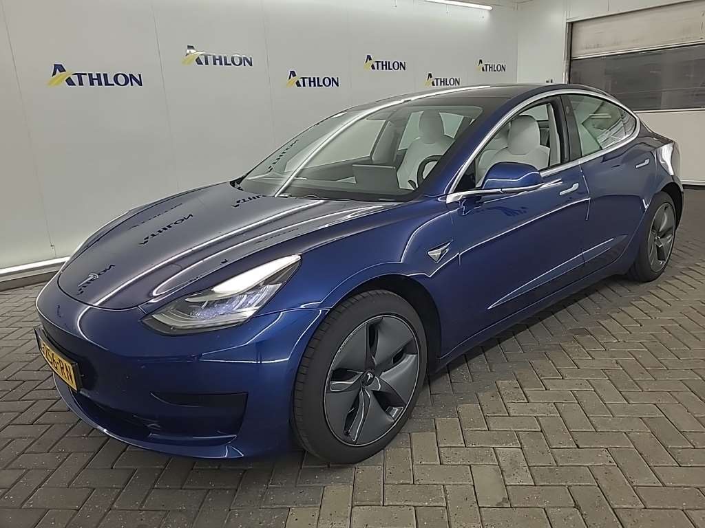 Tesla Model 3 STANDARD RANGE PLUS RWD 4D 211KW, 2019