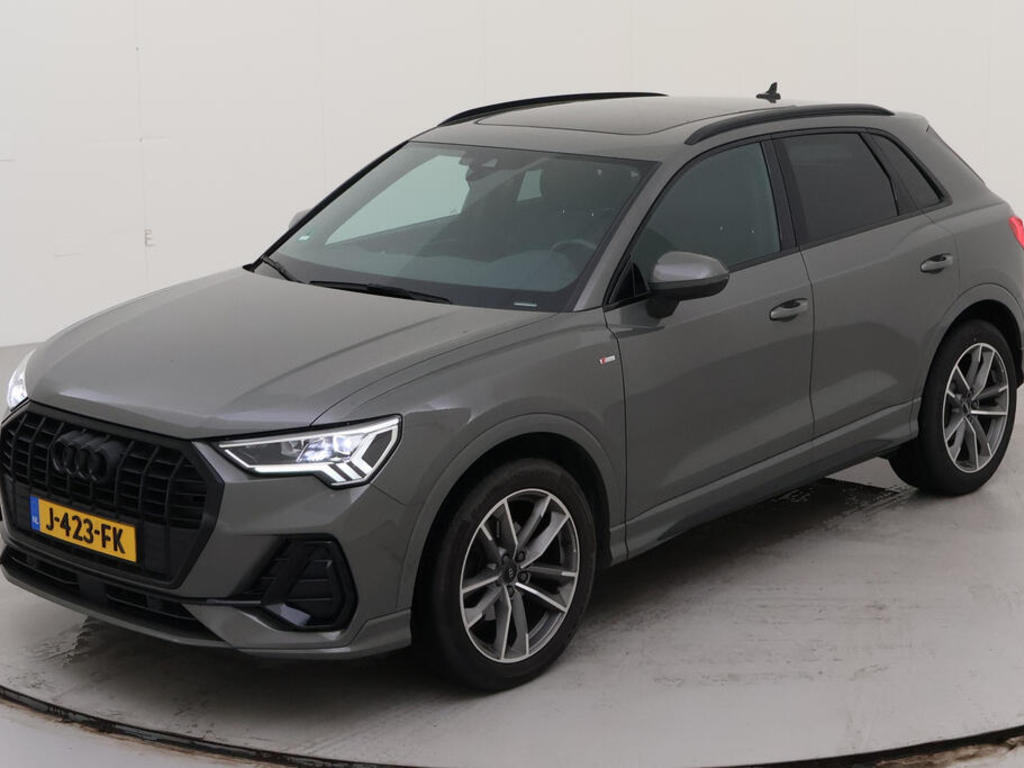 Audi Q3 35 TFSI 150PK S TRONIC S EDITION PANO ASSISTENTIE OPTIEK AMBIENT, 2020