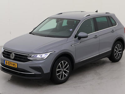 Volkswagen Tiguan 1.5 TSI 150PK LIFE BUSINESS WINTER TREKHAAK, 2021