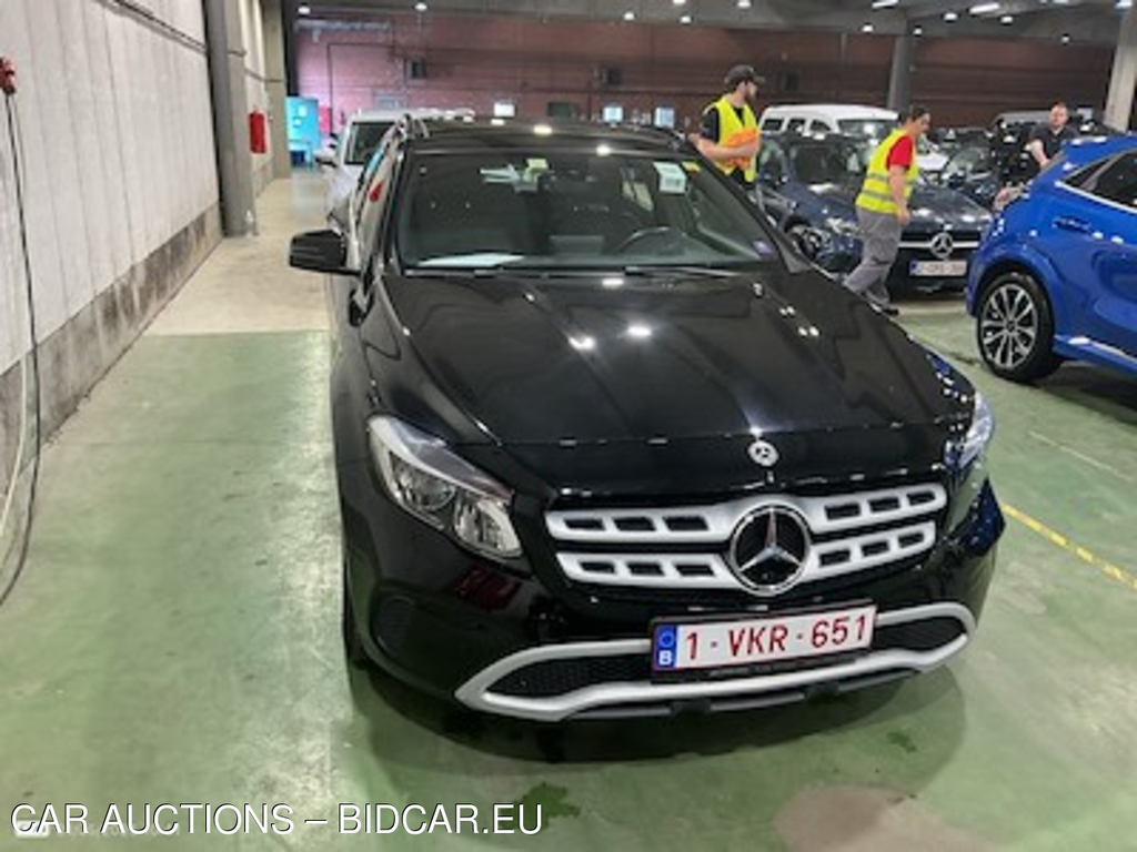 Mercedes-Benz Classe gla diesel x156 - 201 GLA 200 d Business Solution (EU6.2) STOCK