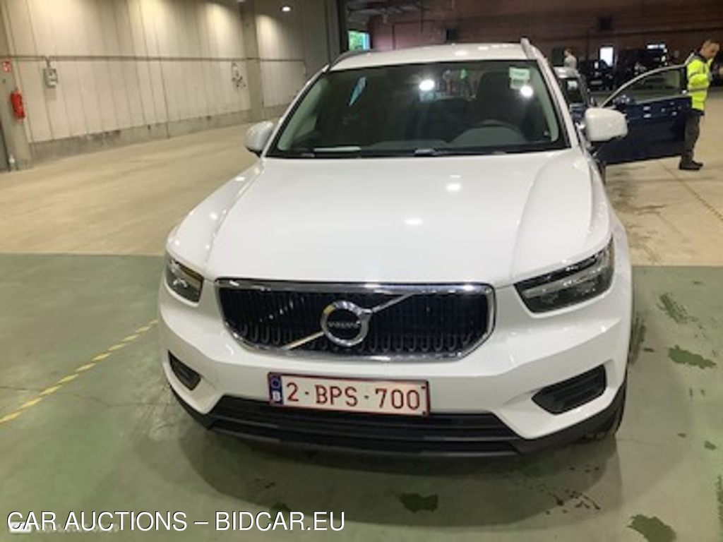 Volvo XC40 1.5 T2 MOMENTUM CORE