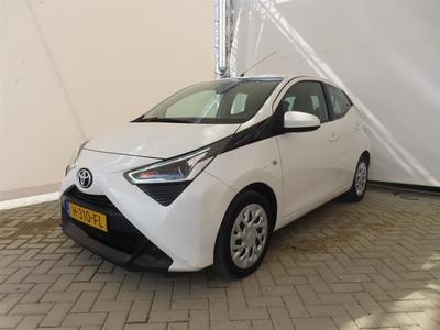 Toyota Aygo 1.0 VVT-I X-PLAY, 2020