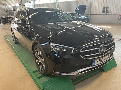 Mercedes-Benz E-Class 300 de T Avantarde Kamera
