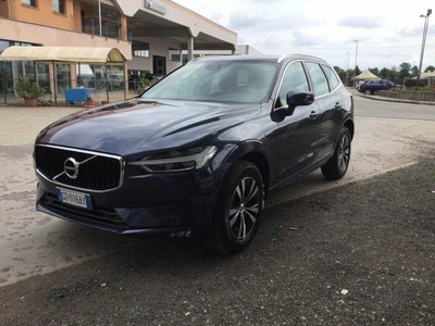 Volvo XC60 B4 D AWD automatico Momentum Pro, 2020