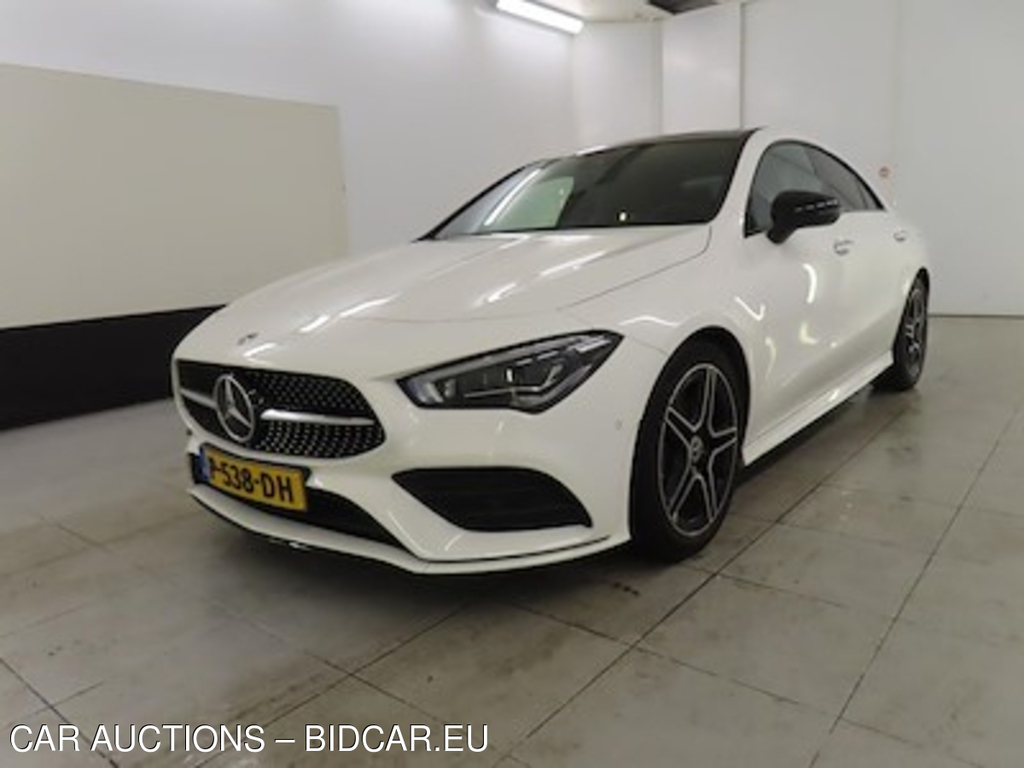 Mercedes-Benz CLA CLA 200 DCT Business Solution AMG 4d