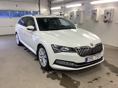 Skoda Superb Kombi 2.0 TDI 4x4 Business Style Skinn Kamera Drag Varmare