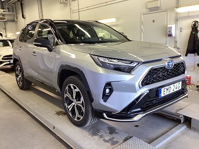 Toyota Rav4 2.5 Plug-In AWD-i Style Premium 360 Kamera HuD MoK-Varmare Drag Kamera Navi