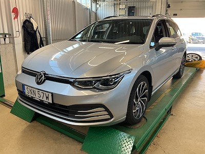 Volkswagen Golf TGI 130 SC Panorama Varmare LED-Performance ErgoActive 14-Vags Keyless Advanced