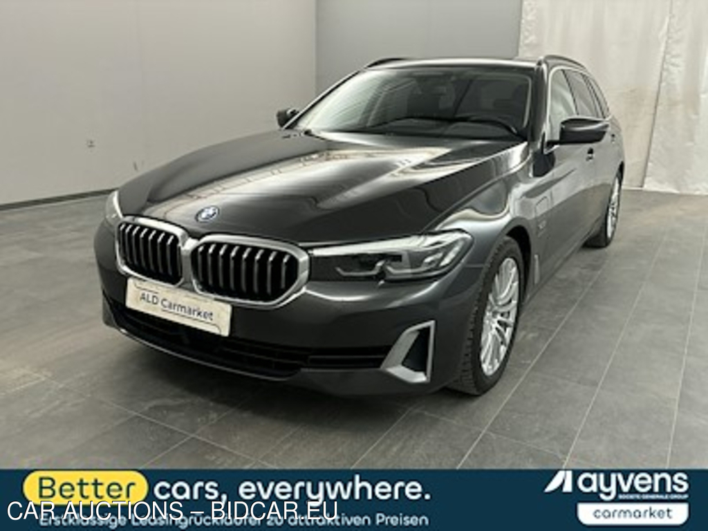 BMW 5er BMW 530e Touring Aut. Luxury Line Kombi, 5-turig, Automatik, 8-Gang