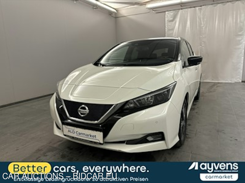Nissan Leaf 10 62 kWh Limousine, 5-turig, Direktantrieb, 1-Gang