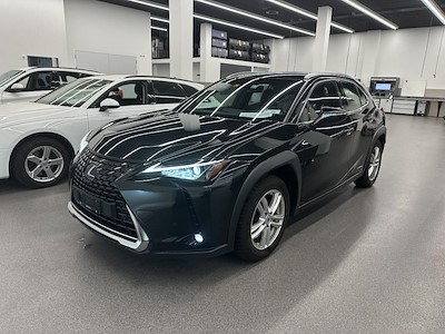 Lexus UX 250h E- Four Impression