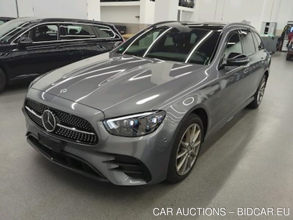Mercedes-Benz E 300 DE 4matic 9g-Tronic Avantgarde