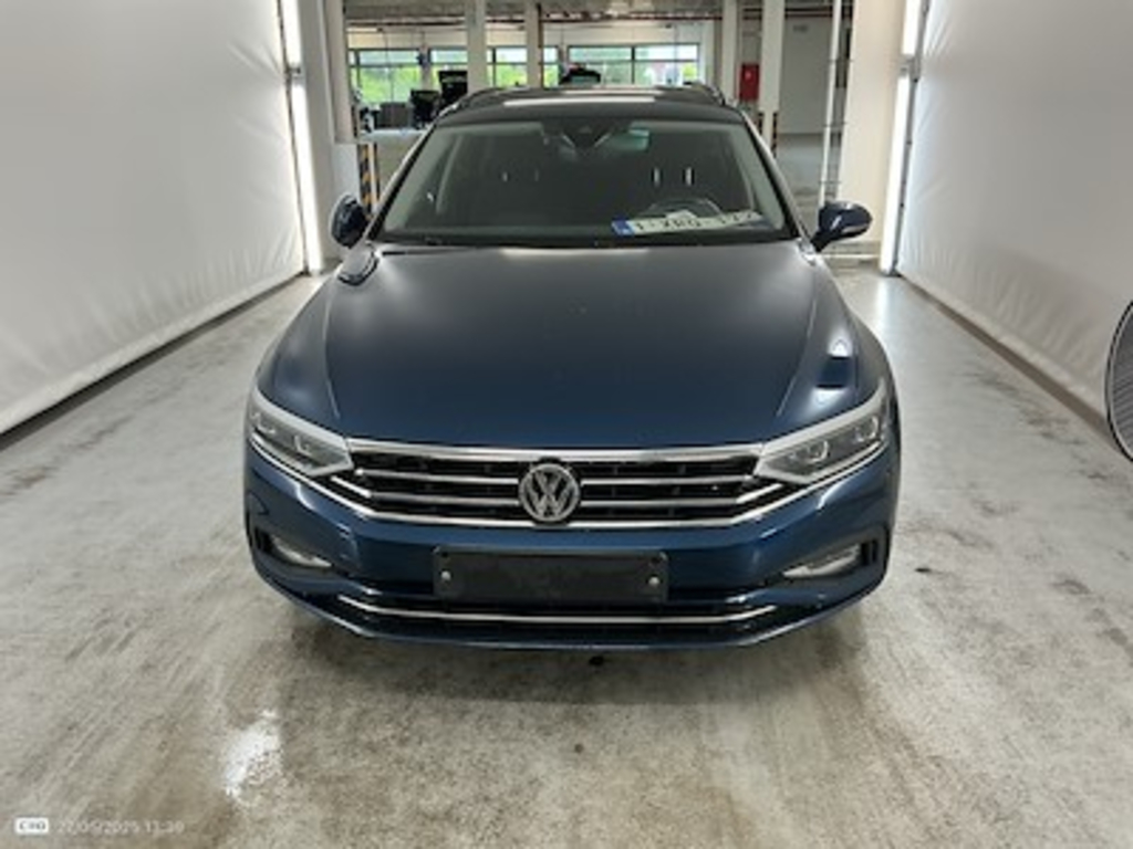 Volkswagen Passat 2.0 TDI SCR MSQ VARIANT STYLE BUSINESS