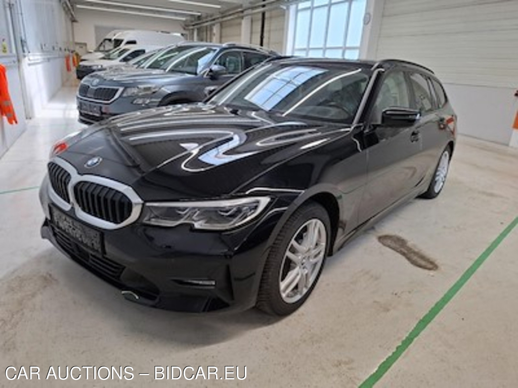 BMW Series 3 318d A Touring 110KW