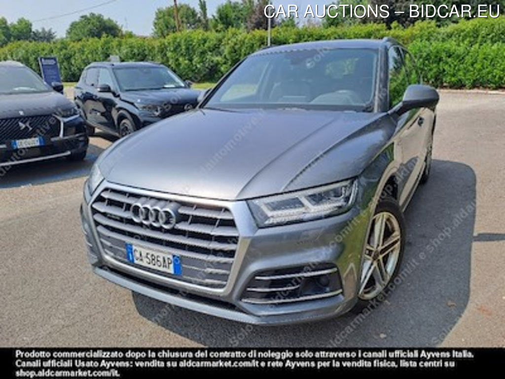 Audi Q5 40 tdi S line -