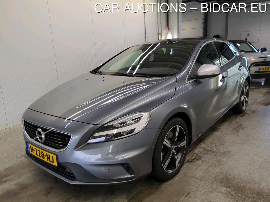 Volvo V40 T3 1.5 112kW Polar+ Sport geartronic, 2020