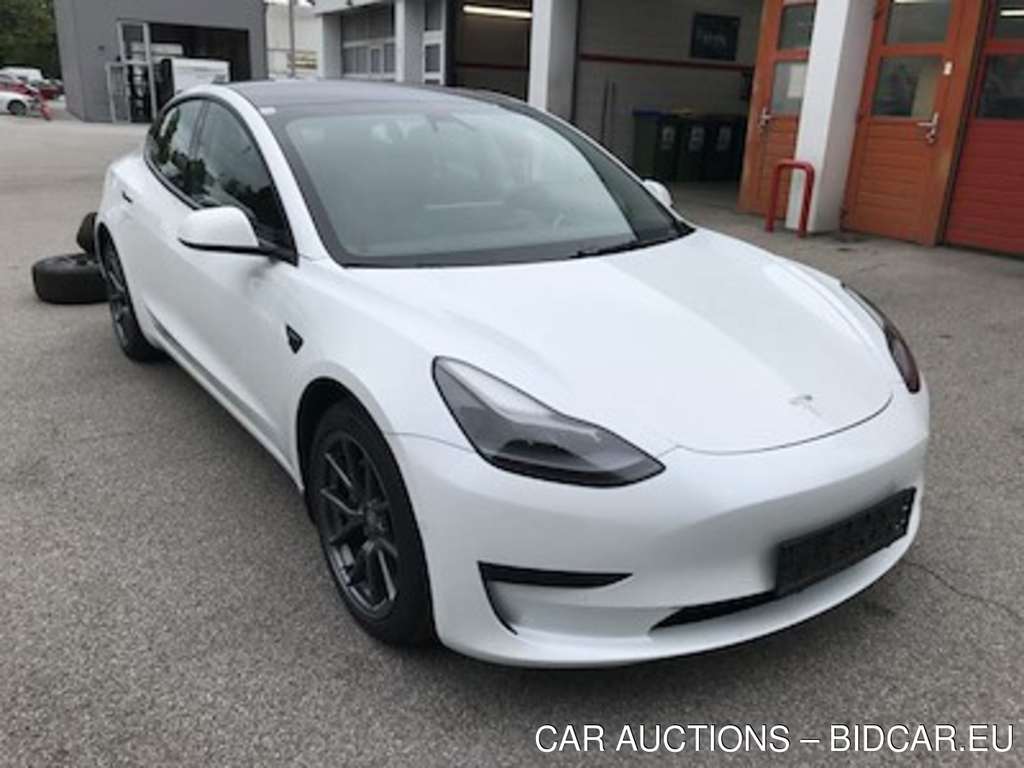 Tesla Model 3 STANDARD AUTO RWD