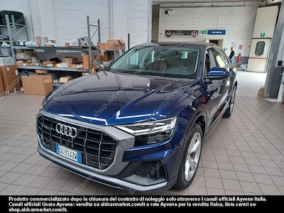 Audi Q8 55 tfsi E 280kw -
