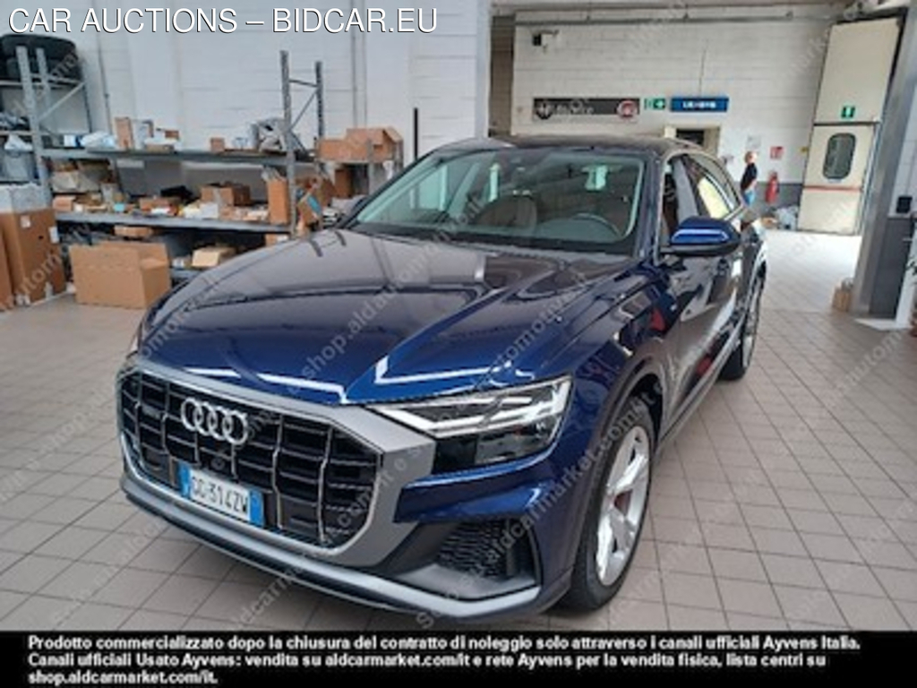 Audi Q8 55 tfsi E 280kw -