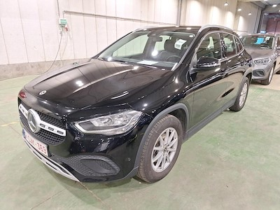 Mercedes-Benz GLA 2.0 GLA 180 D DCT BUSINESS SOLUTION ESS