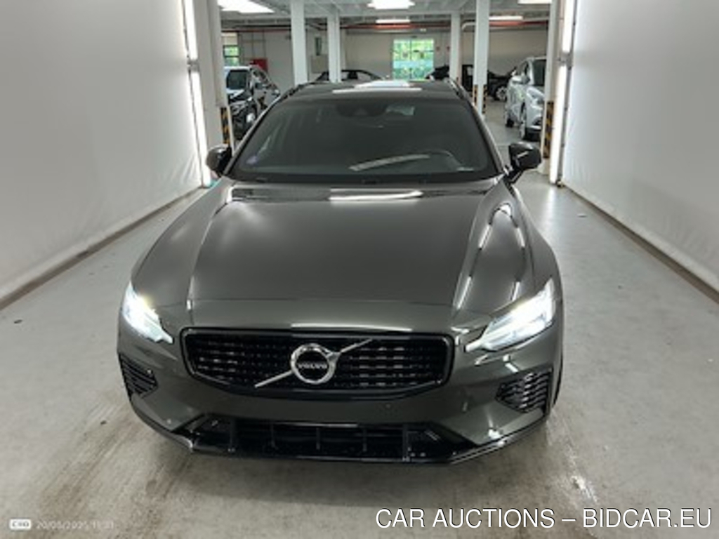 Volvo V60 2.0 T6 RECHARGE 4WD GEARTR R-DESIGN Park Assist