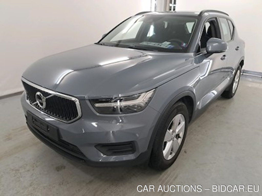 Volvo XC40 1.5 T2 MOMENTUM CORE