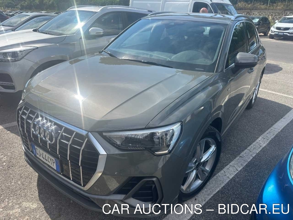 Audi Q3 35 TDI S tronic S Line Edition, 2022