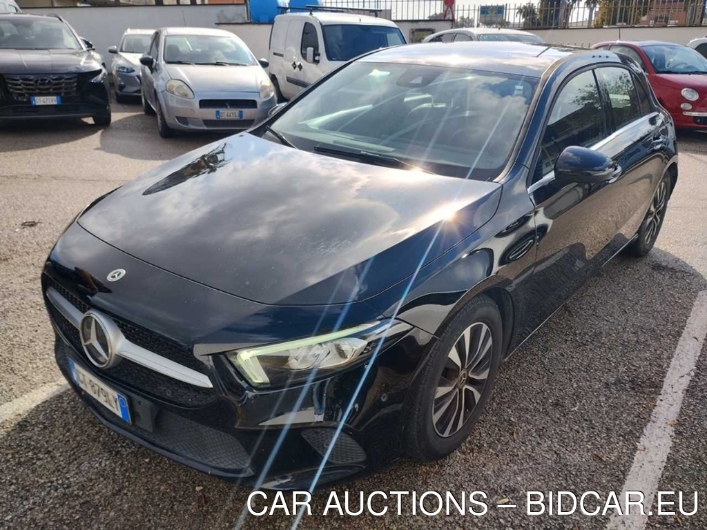 Mercedes-Benz Classe A A 180 d Automatic Business Extra, 2021