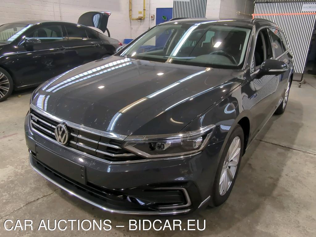 Volkswagen Passat VARIANT 1.4 TSI PLUG-IN-HYBRID DSG GTE, 2020