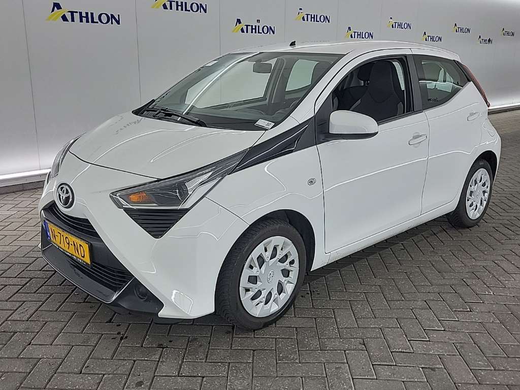 Toyota Aygo 1.0 VVT-I X-PLAY 5D 53KW, 2022