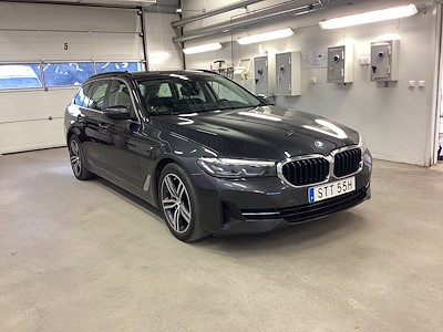 BMW Series 5 530e xDrive Touring Drag Kamera