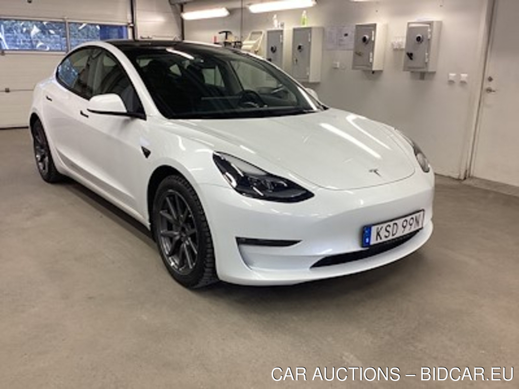 Tesla Model 3 Long Range AWD