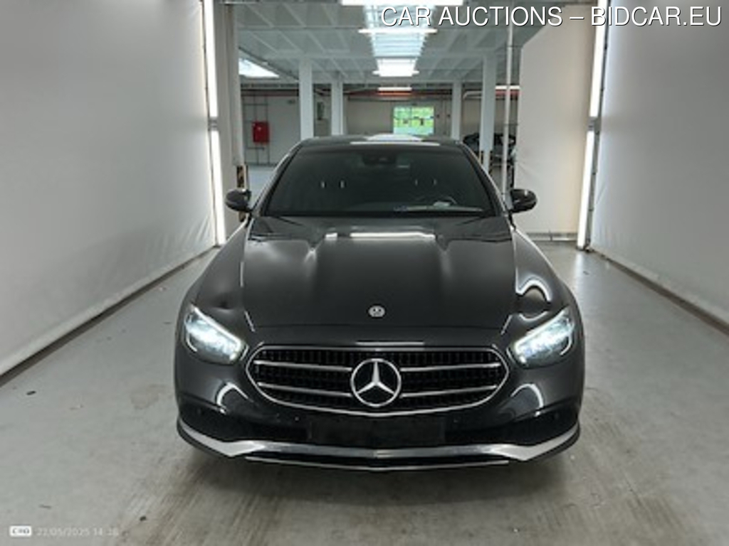 Mercedes-Benz E-Klasse 1.6 E 200 D BUSINESS SOLUTION AUTO