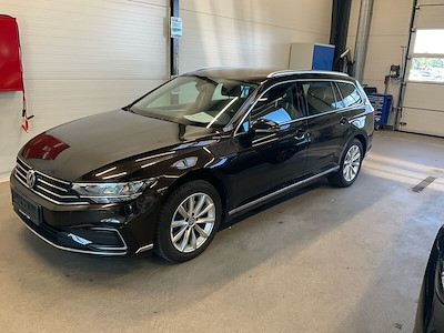 Volkswagen PASSAT 1.4 TSI GTE PLUG-IN HYBRID VARIANT DSG UA!,