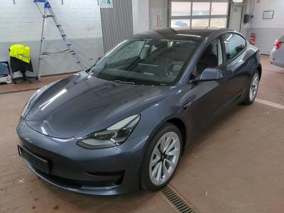 Tesla Model 3 STANDARD REICHWEITE PLUS HINTERRADANTRIEB, 2021
