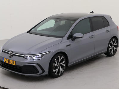 Volkswagen Golf 1.5 ETSI HEV 150PK DSG R-LINE CAMERA KEYLESS LED WINTER PANO, 2021