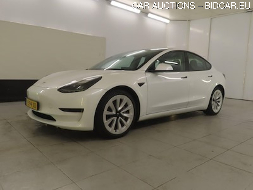 Tesla Model 3 Standard Range Plus RWD 4d