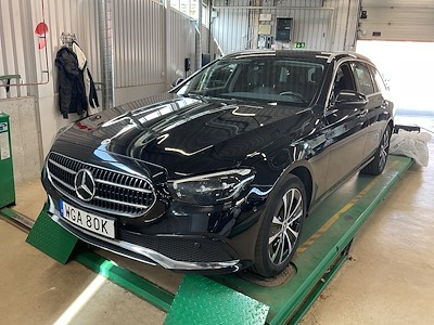 Mercedes-Benz E-Class 300 de T 4MATIC Avantgarde Drag Kamera