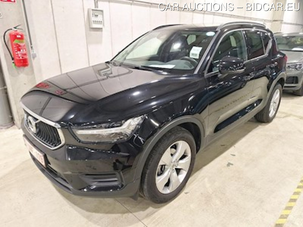 Volvo XC40 1.5 T2 MOMENTUM CORE
