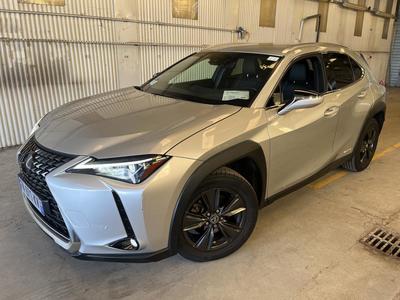 Lexus Ux 250H 2WD LUXE Luxe, 2020