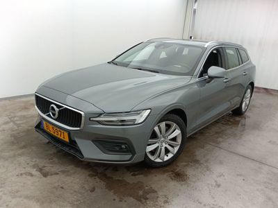 Volvo V60 diesel - 2018 V60 2.0 B4 MOMENTUM PRO GEARTRONIC, 2021