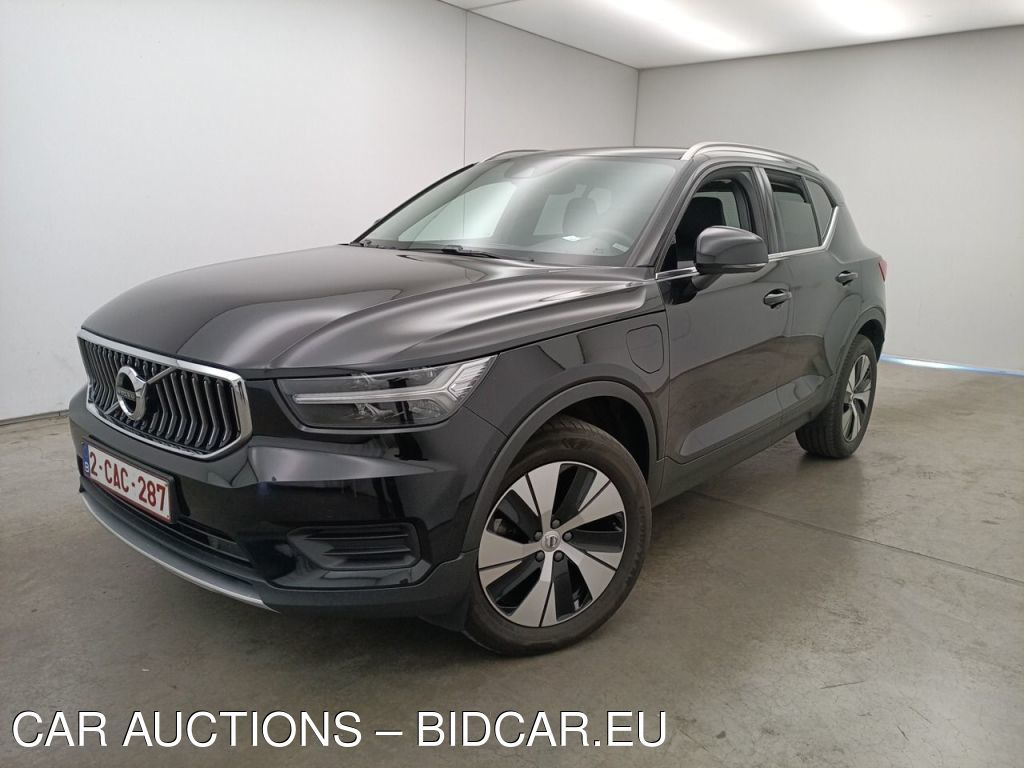 Volvo Xc40 - 2022 XC40 1.5 T4 PHEV CORE BRIGHT DCT, 2022