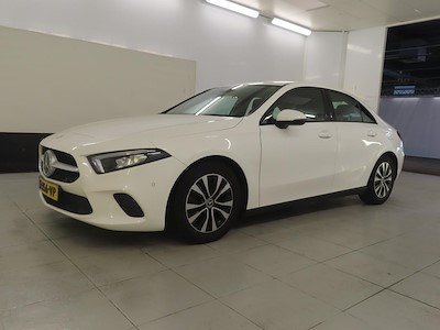 Mercedes-Benz A-klasse limousine A 180 7G-DCT Business Solution 4d