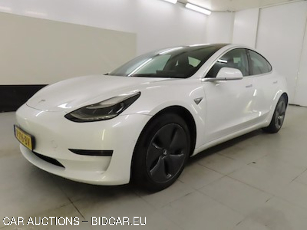 Tesla Model 3 Standard Range Plus RWD 4d