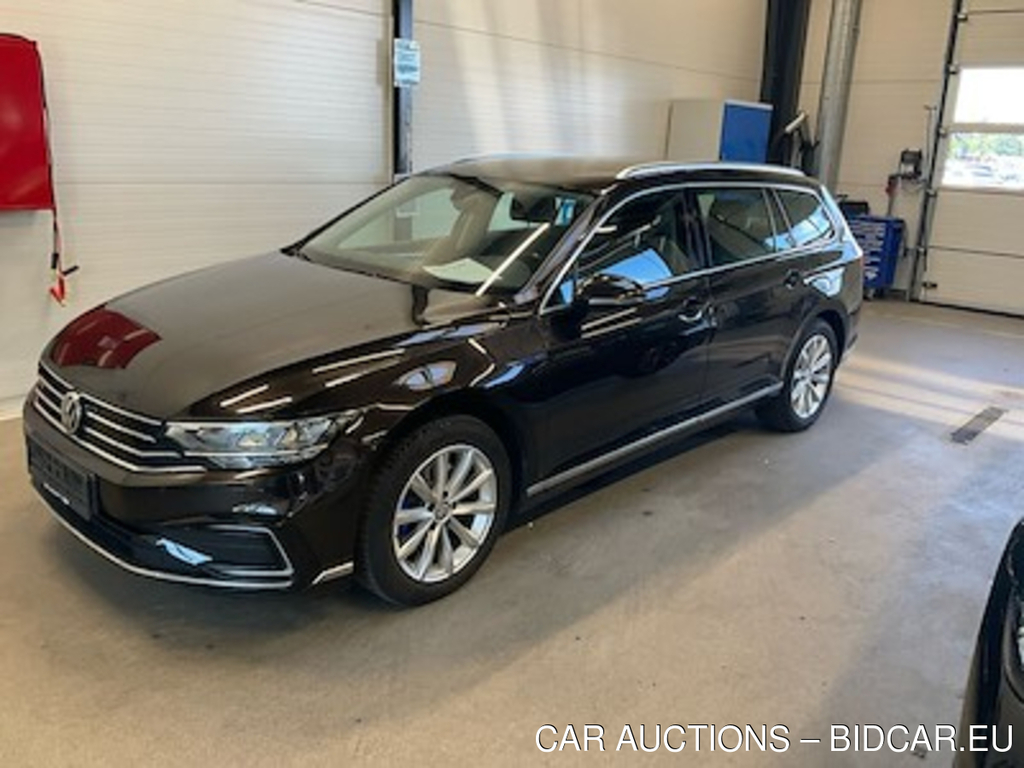 Volkswagen PASSAT 1.4 TSI GTE PLUG-IN HYBRID VARIANT DSG UA!, - HUSK gl. historik