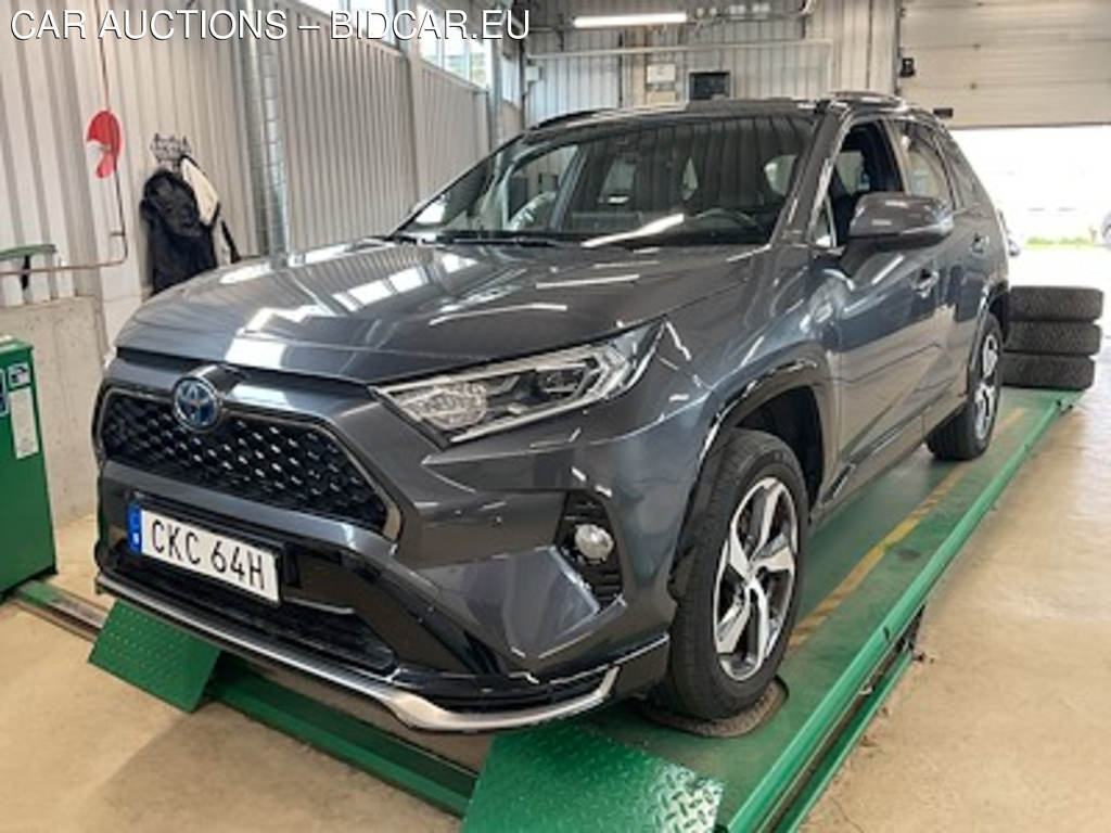 Toyota RAV4 2.5 Plug-In AWD-i Launch Edition Drag