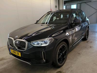 BMW IX3 210kW / 80kWH Executive automaat, 2021